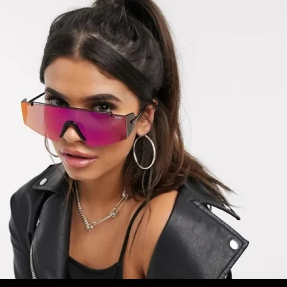 Quay Australia | Accessories | Nwt Quay X Lizzo Transcend  display picture 3